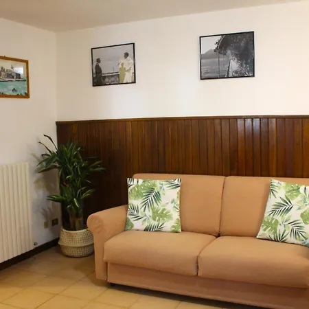 Apartment Riva Bianca Castle Lierna